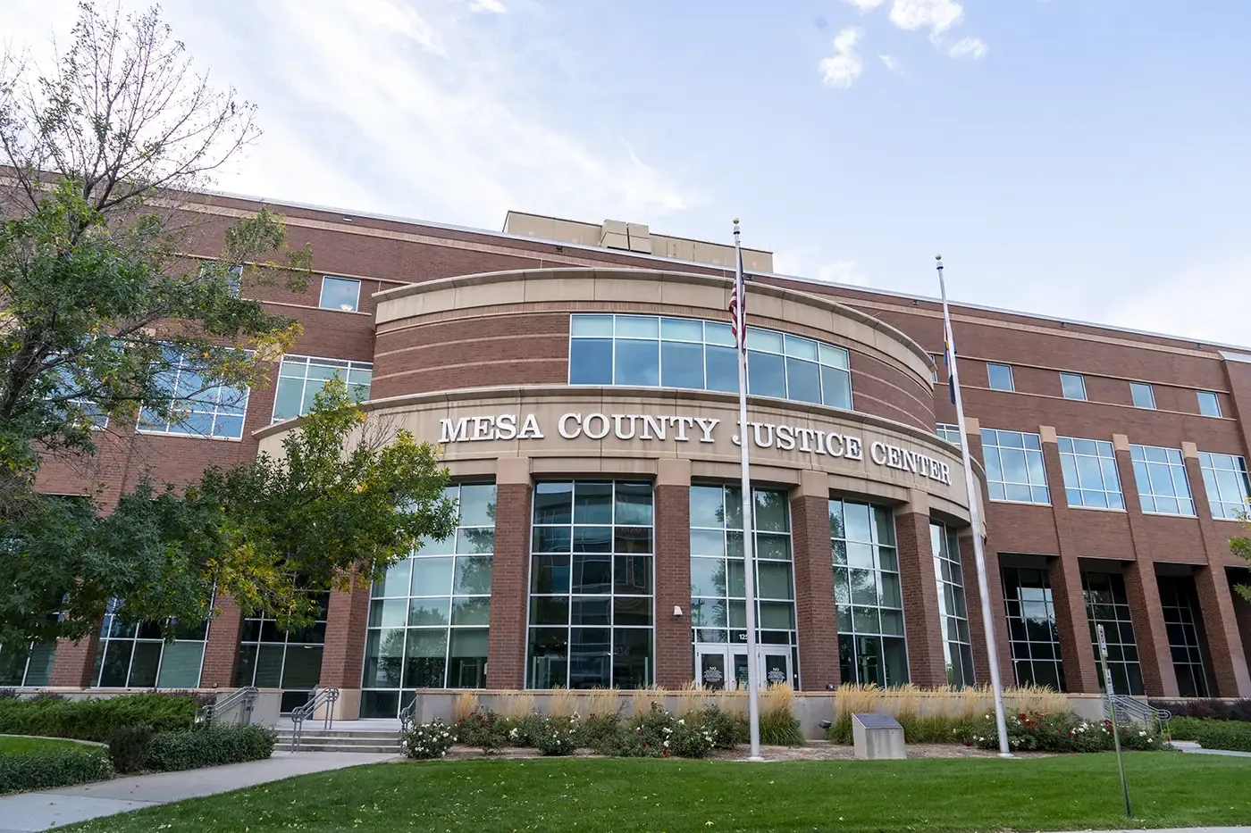 Photo of the Mesa County Courthouse in Grand Junction, CO